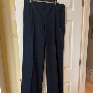 Very Gently worn Elie Tahari slacks 16
